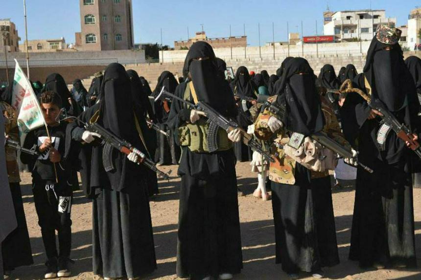 الهيئة النسائية الحوثية خلاص استعراض في صنعاء 2018