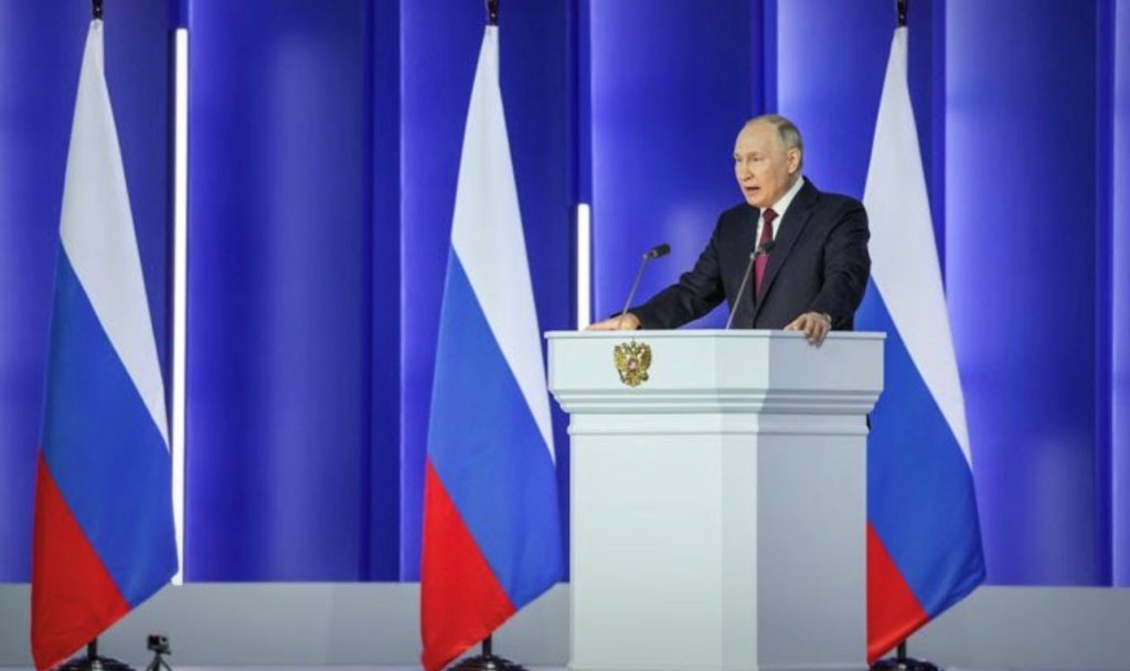 الرئيس الروسي فلادمير بوتين يلقي خطاباً