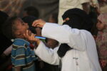 تطعيم الأطفال في اليمن (أرشيف منظمة الصحة العالمية)