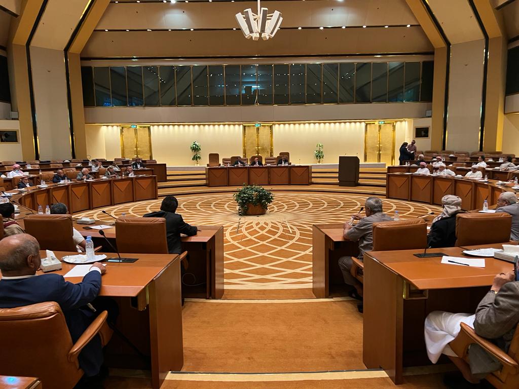 جلسة للبرلمان اليمني (شبكات التواصل)