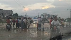 تضرر الطرقات في حضرموت جراء الأمطار الغزيرة المصاحبة لأعصار "تيج" 