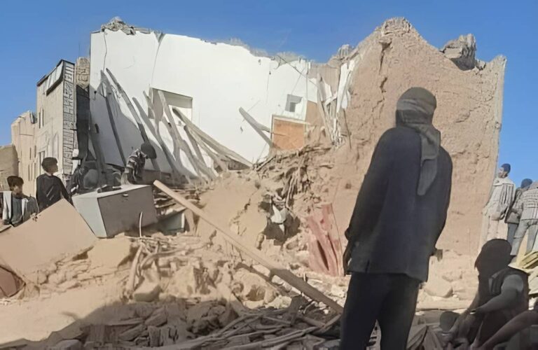 تفجير المنازل من قبل الحوثيبين في البيضاء