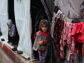 أطفال غزة في إحدى المخيمات(يونسيف)