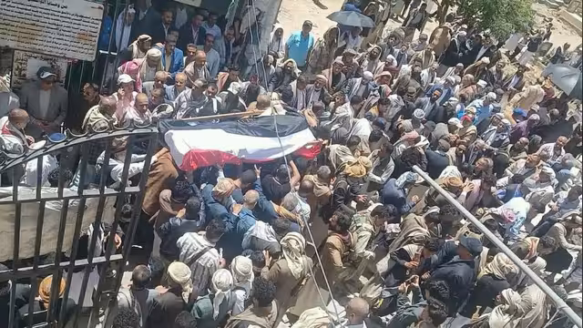 تشييع حاشد للواء حاتم أبو حاتم في صنعاء