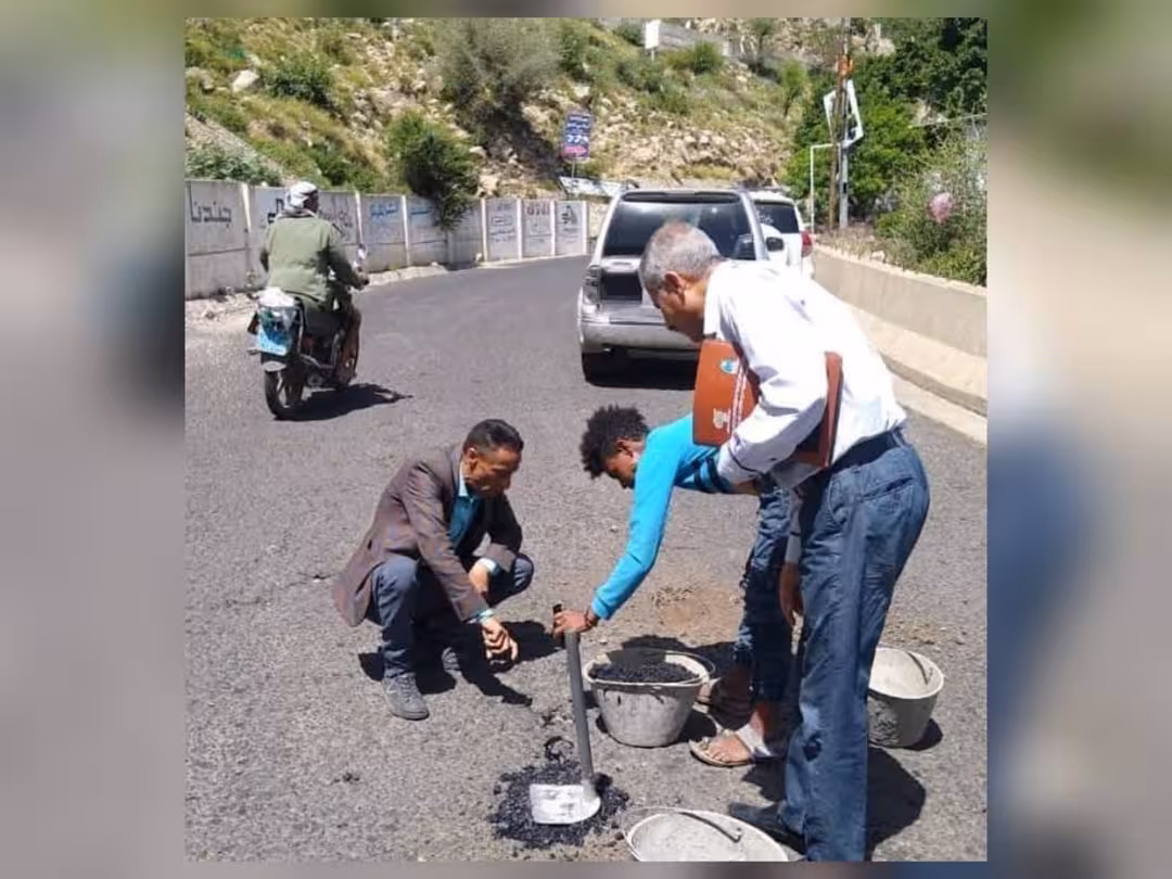 مبادرة فردية تعيد الحياة لطريق جبل صبر بعد سنوات من الإهمال