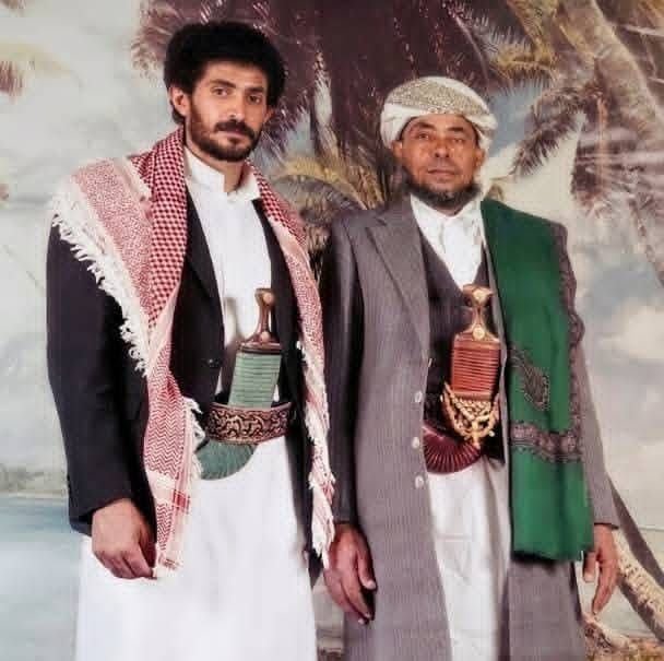 الروحاني مع والده