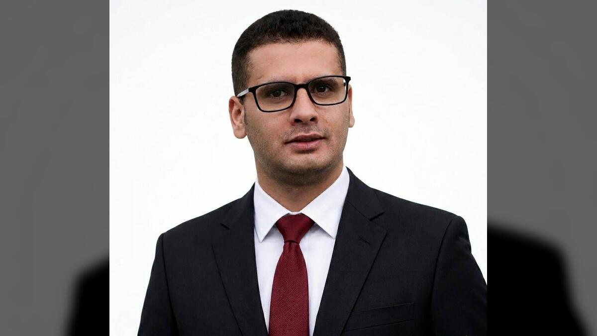 شاكر المنيفي