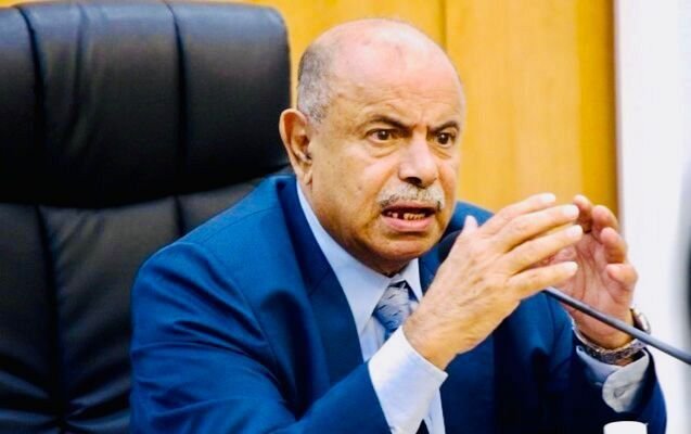 الخنبشي يوجه بإغلاق المنافذ غير القانونية وتشديد الرقابة على موانئ حضرموت