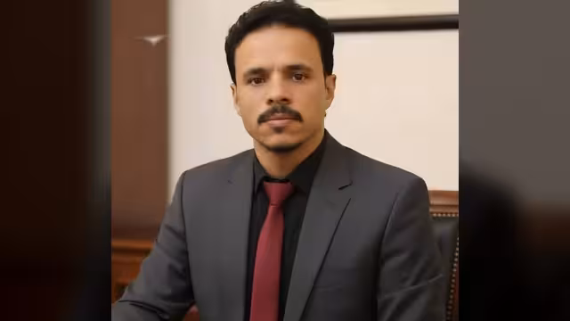 عباس طاهر