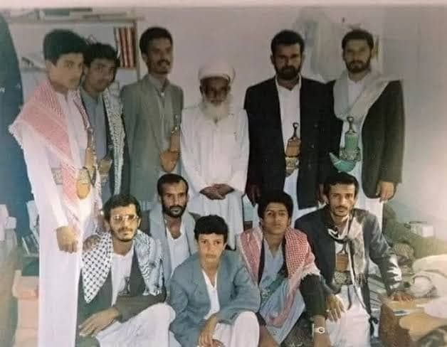 بدر الدين الحوثي وابناءه