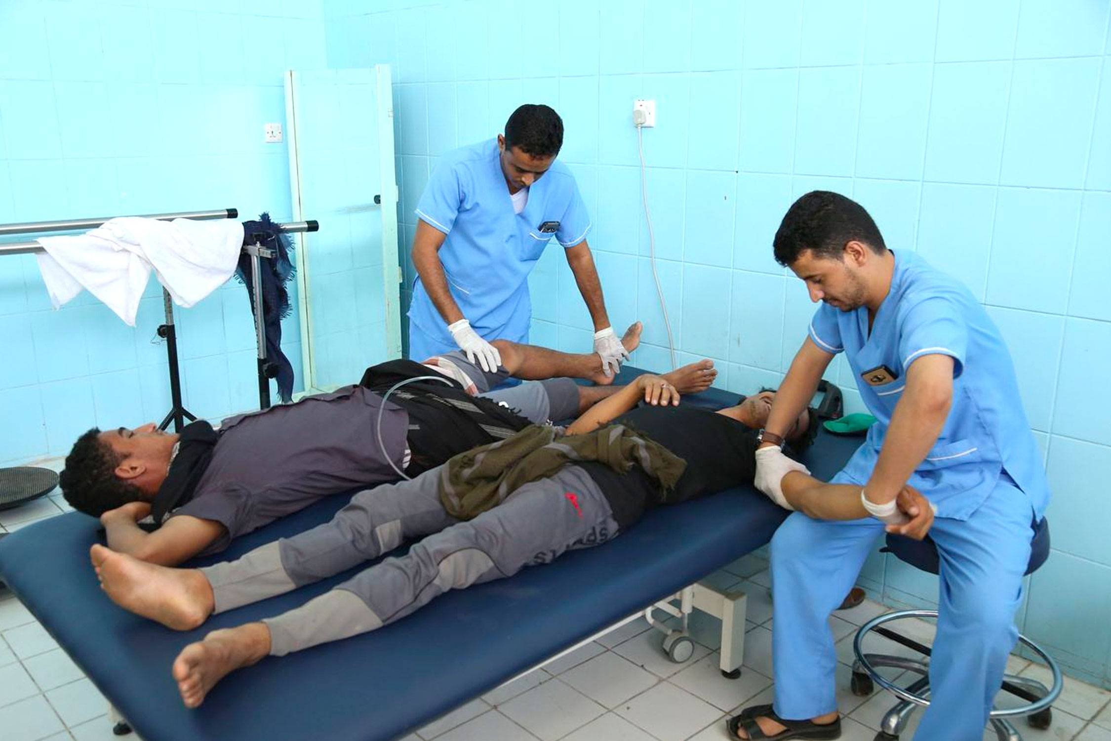 العلاج الطبيعي في اليمن.. مهنة تبحث عن الاعتراف