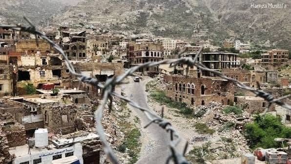 الحصار يعود إلى تعز.. اختبار جديد لصمود السكان وتماسكهم