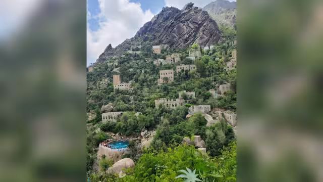 يوميات الحرب في تعز.. انهيار القطاع السياحي في جبل صبر