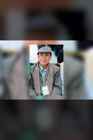 عبده الحودي.. حين يقترن الأدب بالآداب وتسمو الرزانة على المشهد الثقافي..