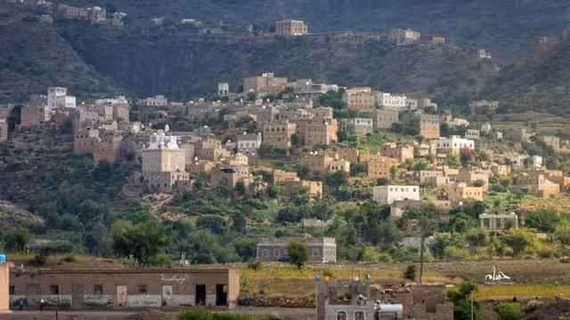 الشمايتين.. شهادة عن مديرية تنبض بالحياة وتخشى أن يبتلعها الحرب