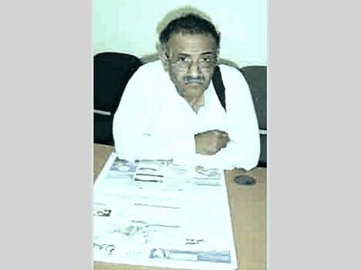عن رفيق دربه عبدالباري طاهر ، بإعتباره صندوق الدنيا