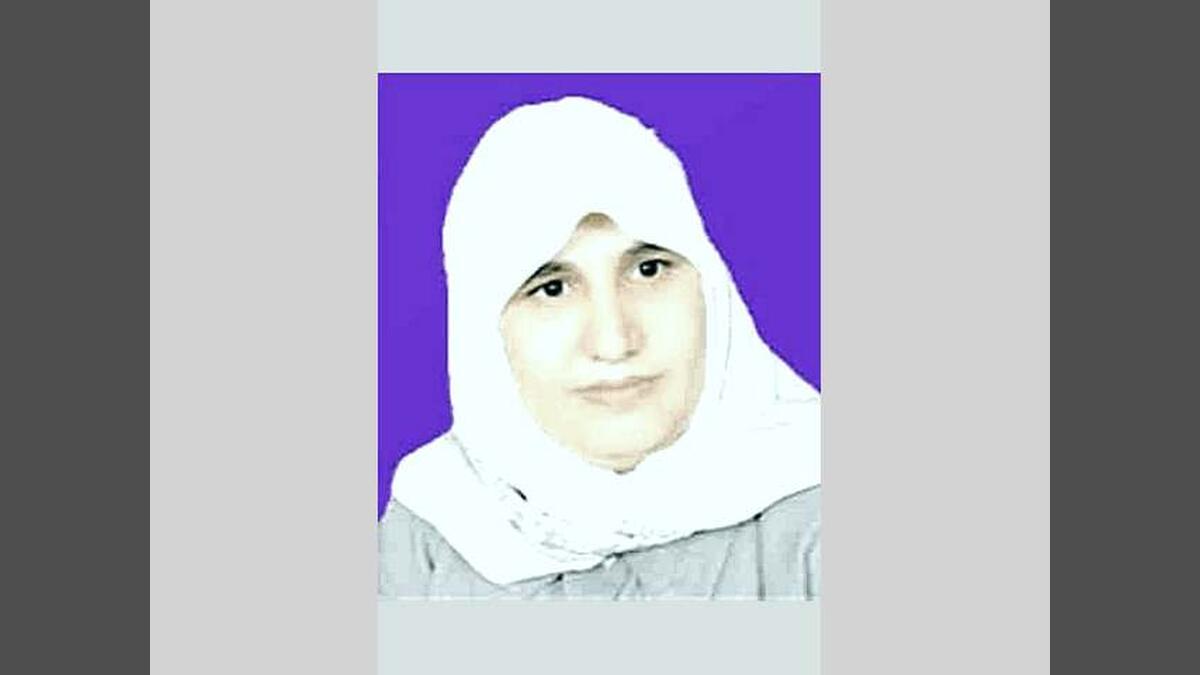 المرشحة للرئاسة.. رشيدة القيلي: أنا أكثر المرشحين حظاً، ومنافسي الوحيد هو علي عبدالله صالح في حال ترشحه. - لست متعصبة وأنحاز للمظلومين.. ومازلت اتفاوض مع أعضاء المجلسين لتزكيتي