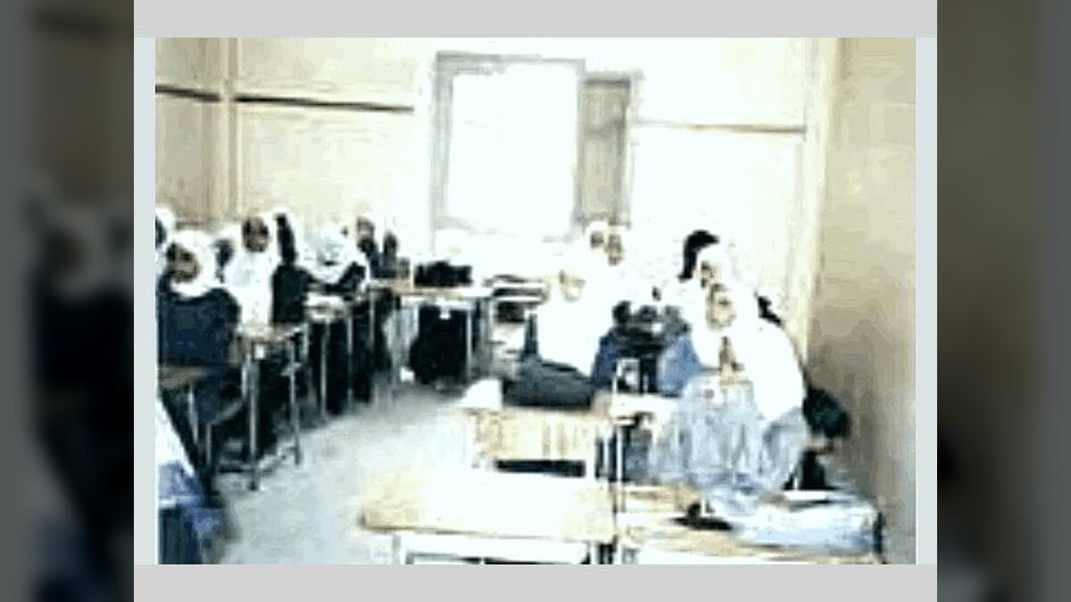 الامتحانات النهائية تبدأ في ظل مناهج لم تستكمل !!