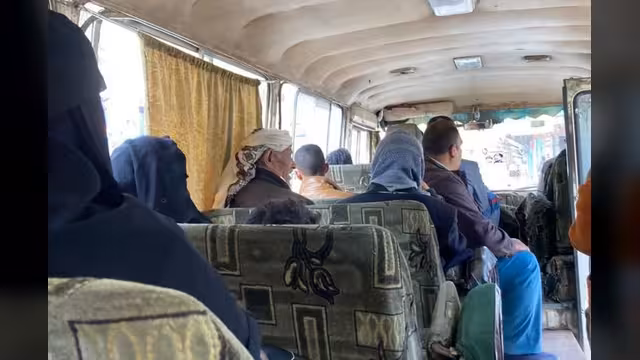 قيود التنقل: العودة بحقوق المرأة إلى الوراء