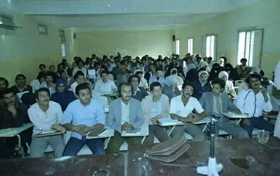  طلاب وطالبات كلية الآداب خلال فترة الثمانيات( شبكات التواصل)