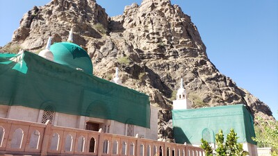 ضريح مقبرة الأولياء التابع للإسماعليين (النداء)