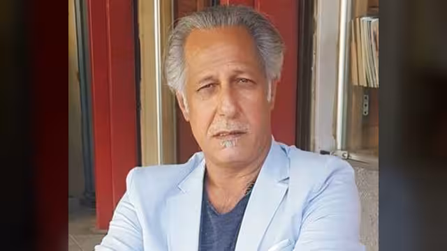أحمد هاتف