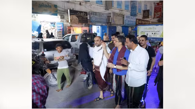 بن مبارك في المكلا الغارقة في ظلام دامس