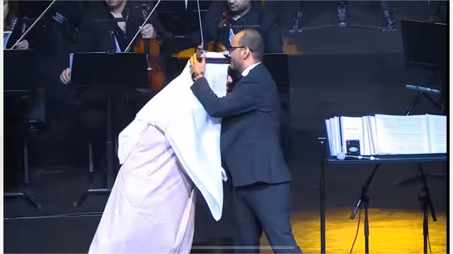 قبلة القحوم للربان لها من معاني الوفاء ما لا يحصى