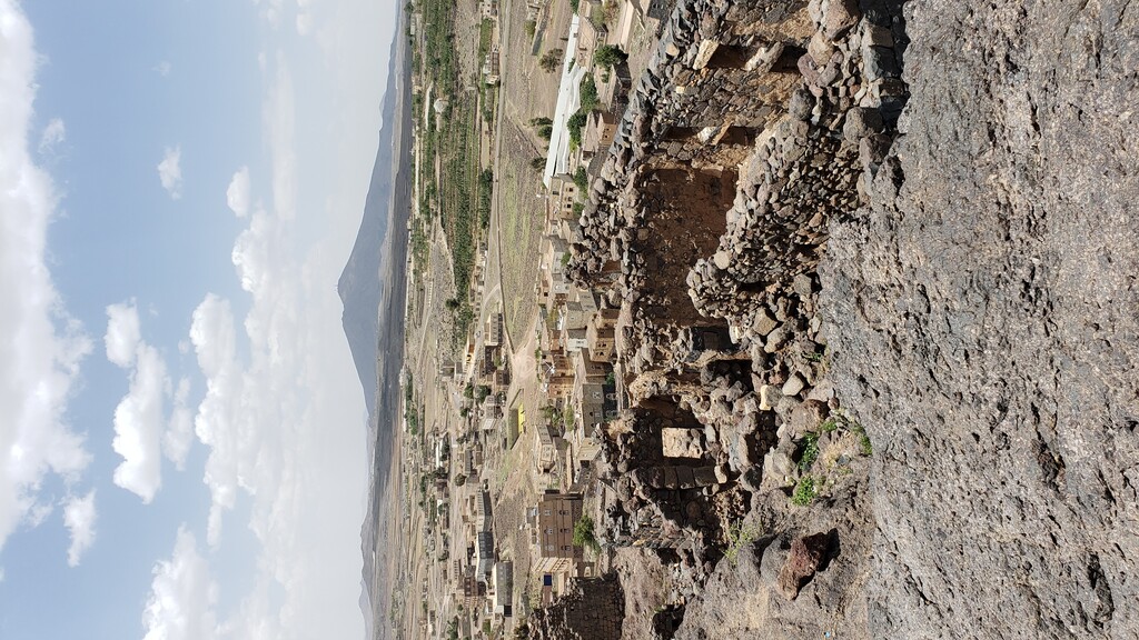 صورة من على حصن بيت غُفر(النداء)