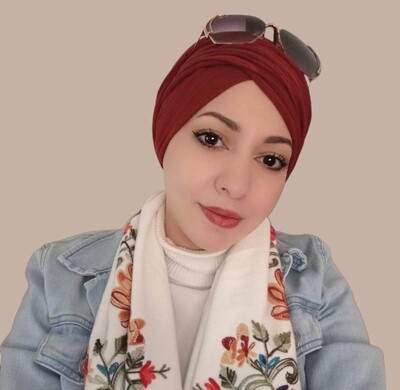أماني البابا فنانة تشكيلية فلسطينية