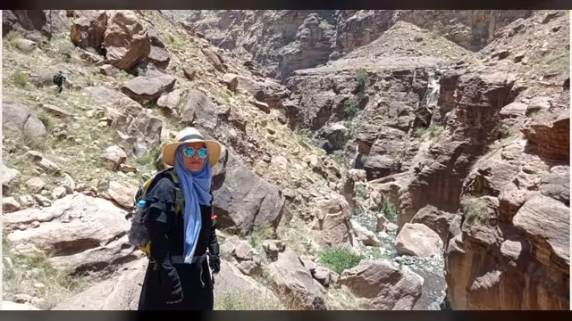 تجربة التحدي بين أحضان الطبيعة.. وادي صيح بني مطر(9)