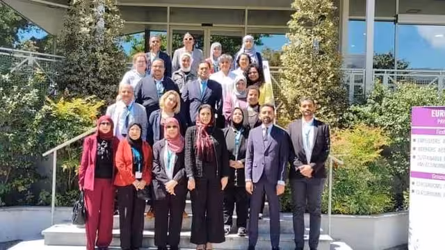 مبعوث الشؤون السياحية!