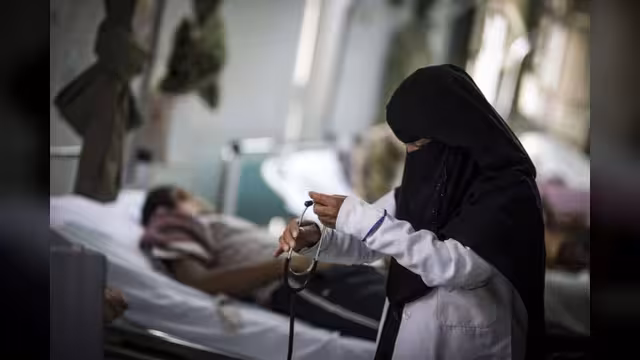 أزمة صحية حادة في اليمن وتحذيرات من كارثة إنسانية محتملة