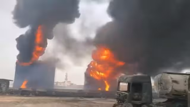حرائق الوقود تبتلع سماء اليمن!