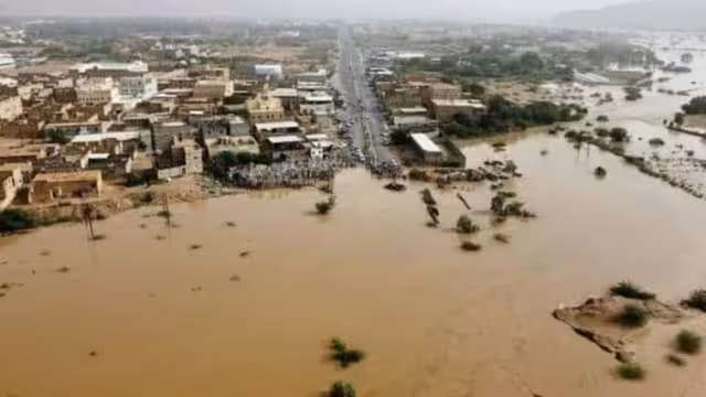 سيول الأمطار تجرف قرى مأهولة في تهامة.. ونداء استغاثة في الحديدة