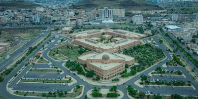 انتقادات واسعة وأبعاد تاريخية.. توجيهات حوثية بتمليك أراضٍ تابعة لجامعة صنعاء