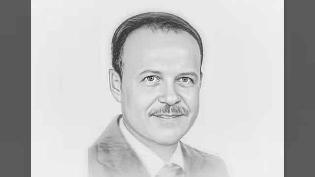 في تأبين صائغ مصري اسمه خالد السرجاني!