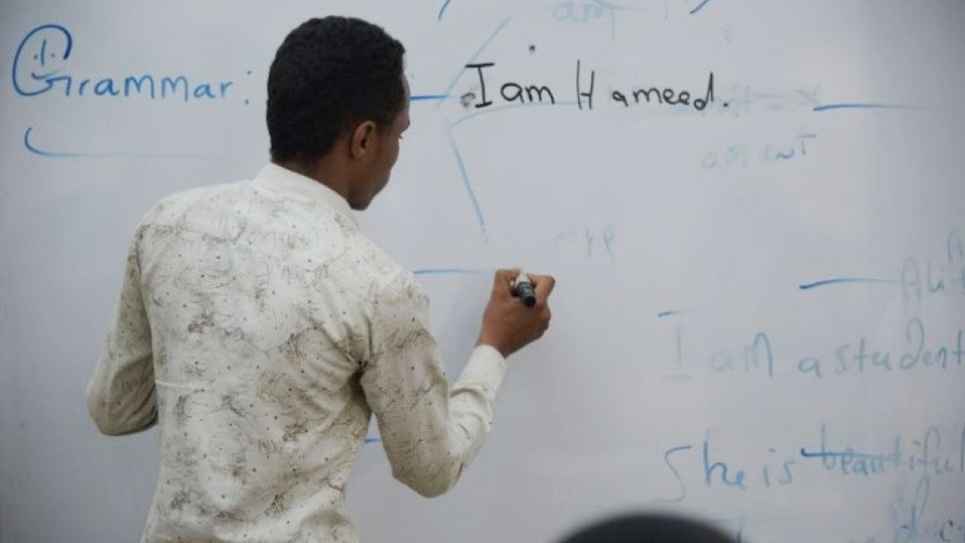 كاد المعلم أن يكون قتيلاً..!