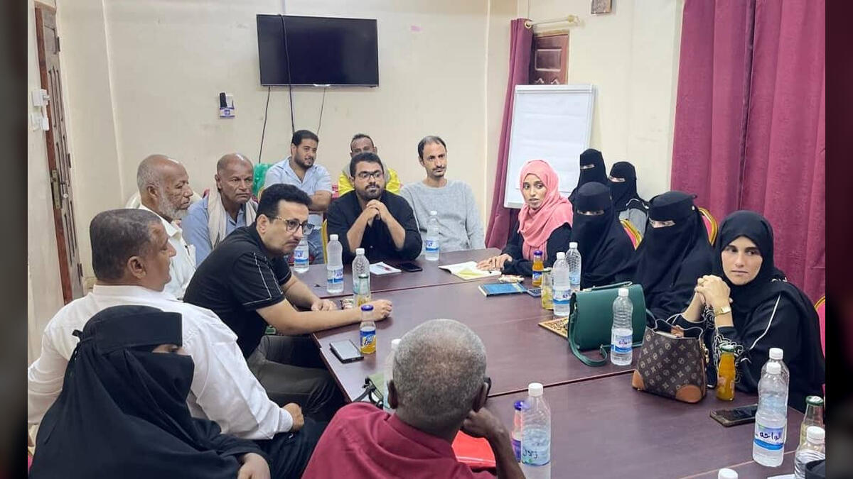 مؤسسة سطور الثقافية تناقش "السلاحف العرجاء" في لحج