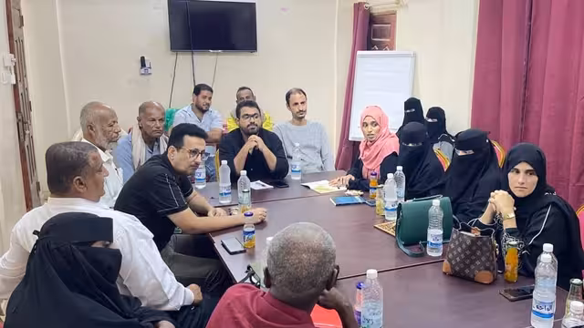 مؤسسة سطور الثقافية تناقش "السلاحف العرجاء" في لحج