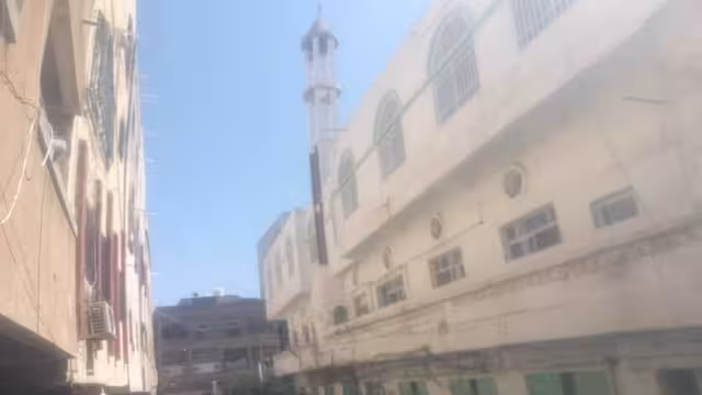 بين الدين والسياسة.. جولة سريعة إلى مسجد العديني في تعز