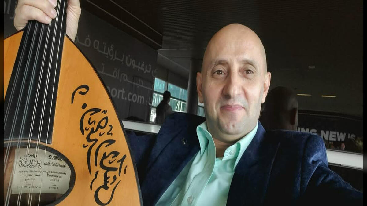 من ينقذ "أحمد المكش" ويخرجه من شباك الأمن والمخابرات!