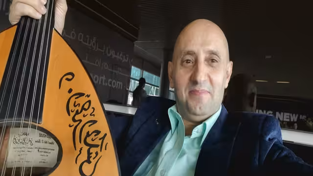 من ينقذ "أحمد المكش" ويخرجه من شباك الأمن والمخابرات!