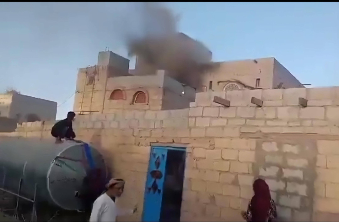 القصف المباشر طال عدد من منازل المواطنين القصف المباشر طال عدد من منازل المواطنين
