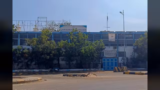 بعد الكهرباء.. أزمة نفاد الوقود تطال المياه في عدن