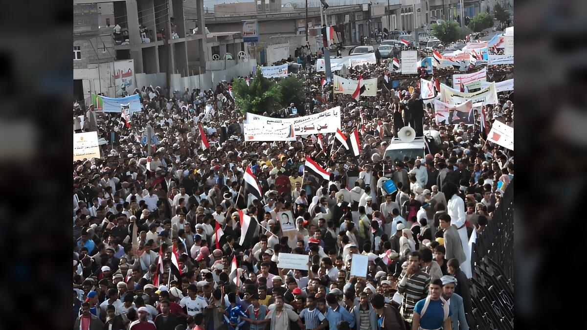 هل فشلت ثورة 11 فبراير؟