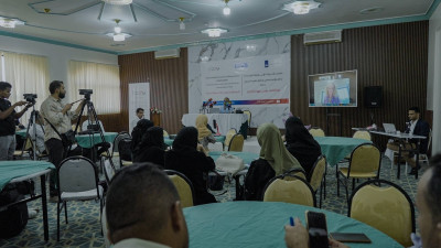 مرصد الحريات الإعلامية يطلق تقريرًا حقوقيًا يكشف انتهاكات جسيمة ضد الصحفيين في اليمن