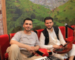 المجاهد مع الفنان حسين محب