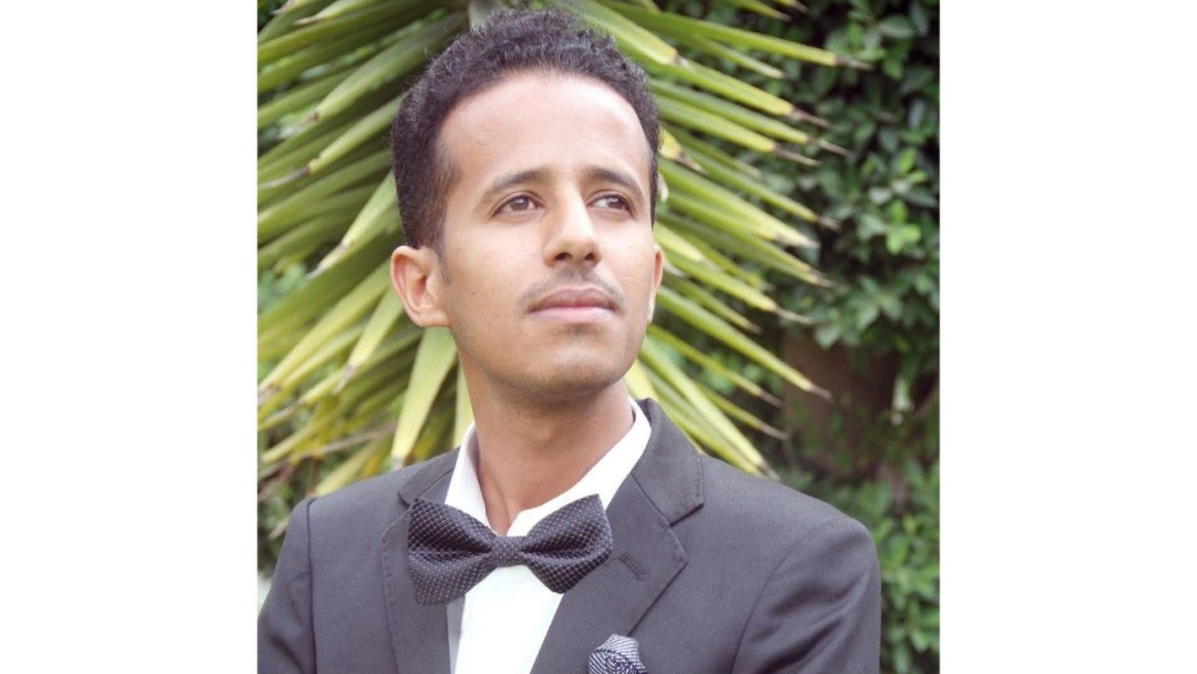 تعز: نقابة الصحفيين ترحب بإغلاق ملف قضية الصحفي عمران الحمادي
