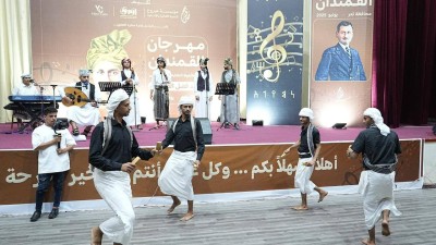 تعز تحتفي بالشاعر والملحن القمندان